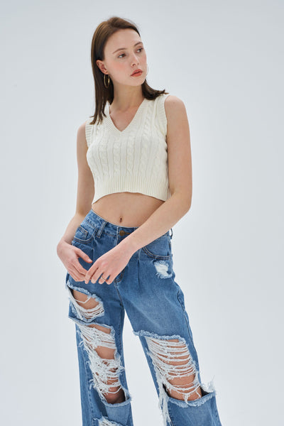 V-NECK CABLE KNIT CROP SWEATER