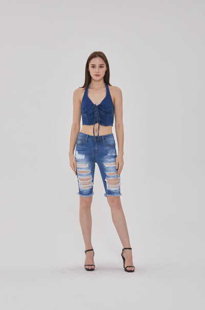 FRAYED CUT-OUT DISTRESSED BERMUDA