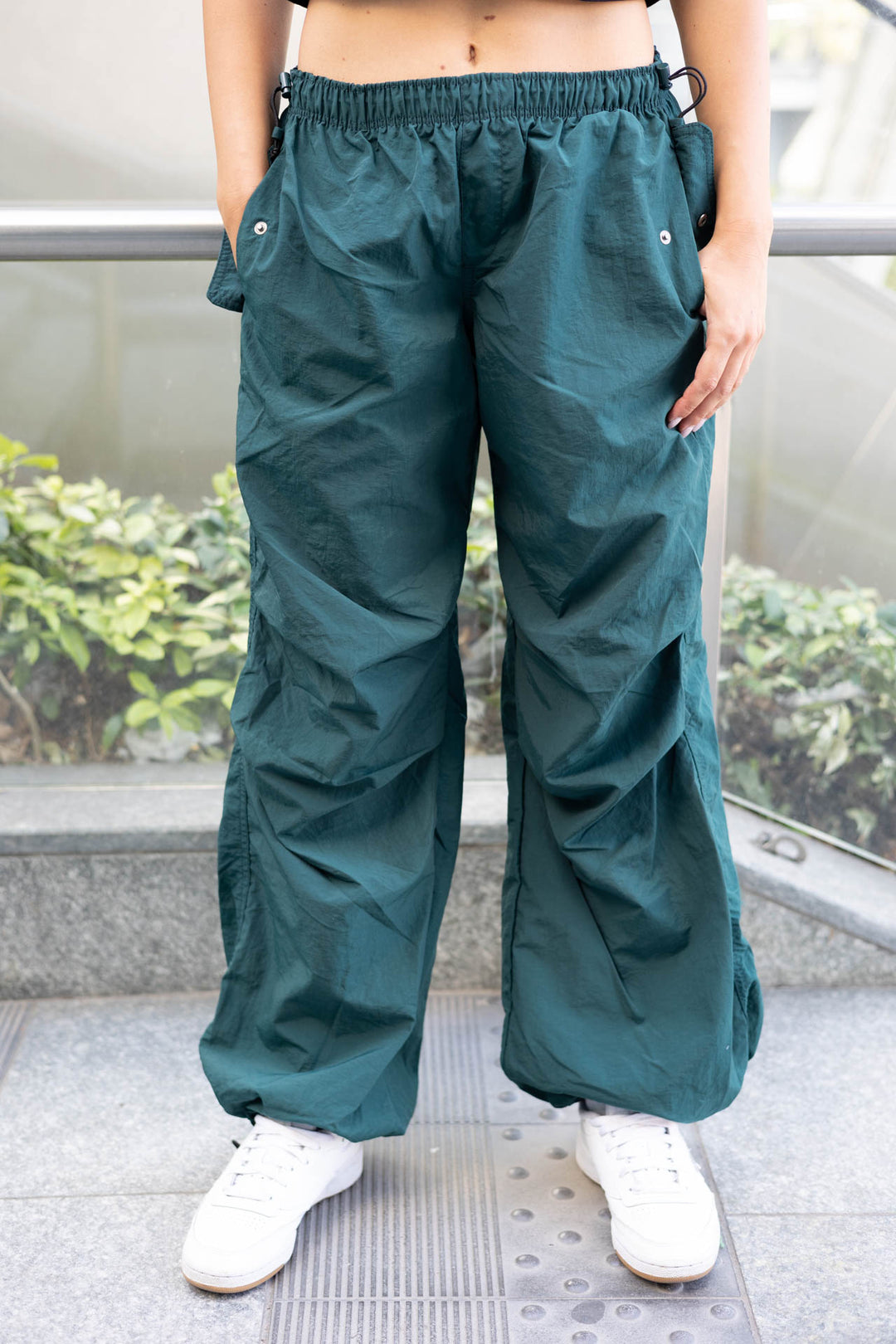 LOW RISE PARACHUTE PANTS | Trend Styles